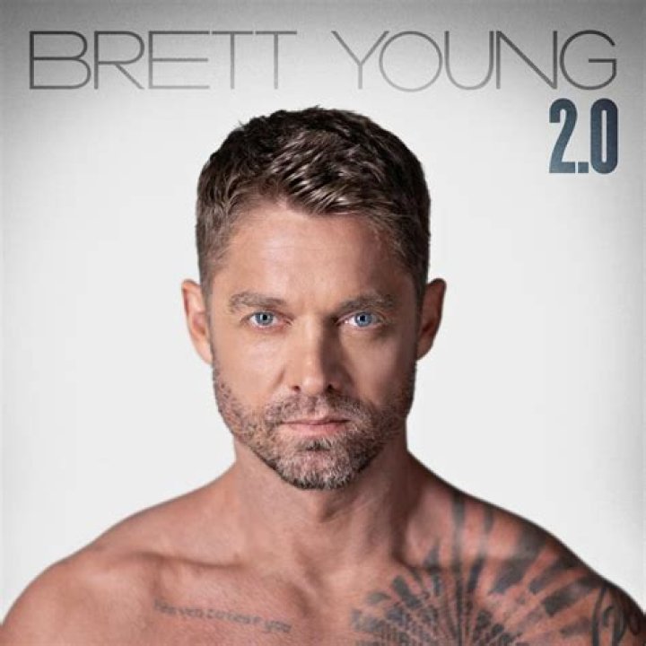 Brett Young’s Girlfriend: Who is Brett Young Dating?