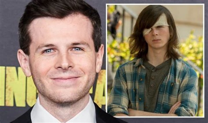 Who is Chandler Riggs Dating – Chandler Riggs's Girlfriend & Exes