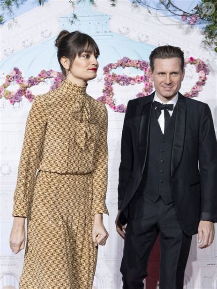Clara Luciani’s Boyfriend: Who is Clara Luciani Dating?