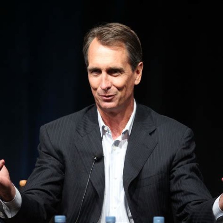 Cris Collinsworth’s Wife: Who is Cris Collinsworth Dating?