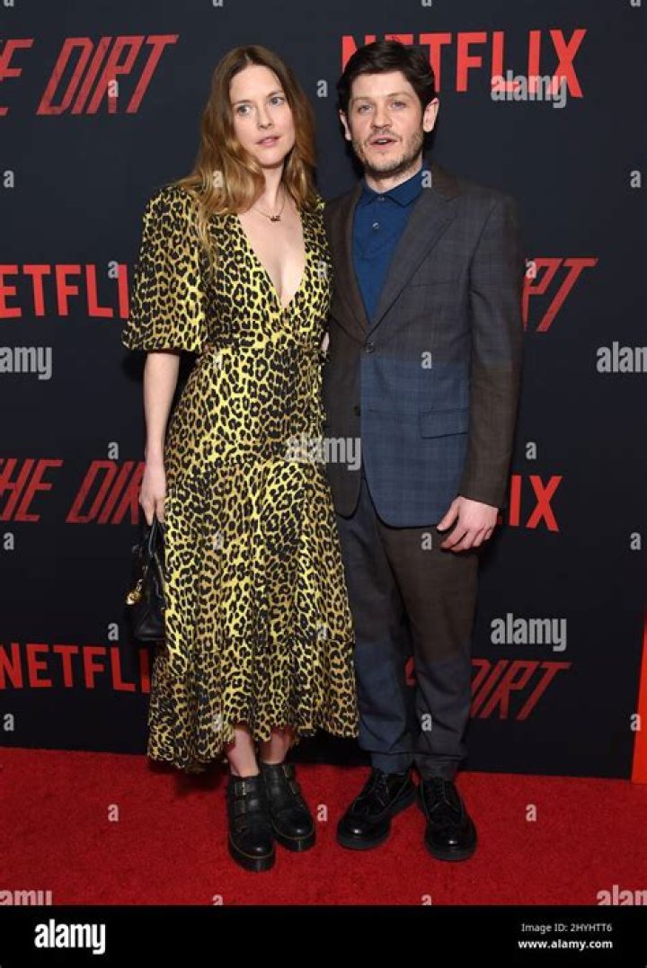 Iwan Rheon’s Girlfriend: Who is Iwan Rheon Dating?