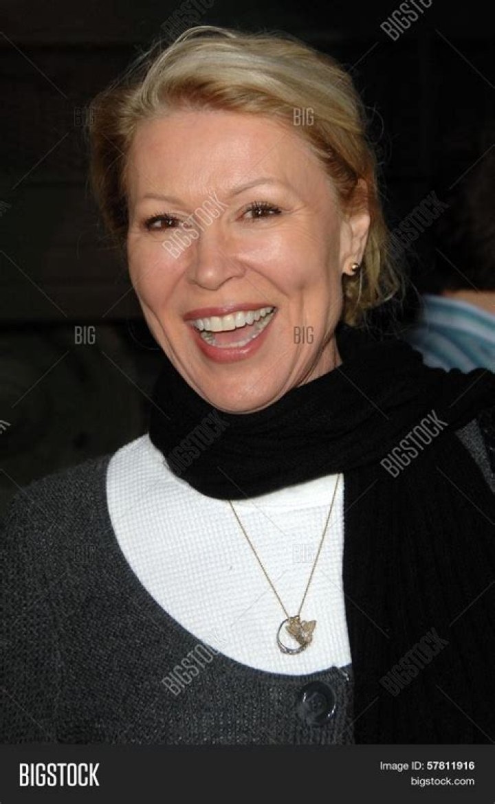 Leslie Easterbrook’s Husband: Who is Leslie Easterbrook Dating?