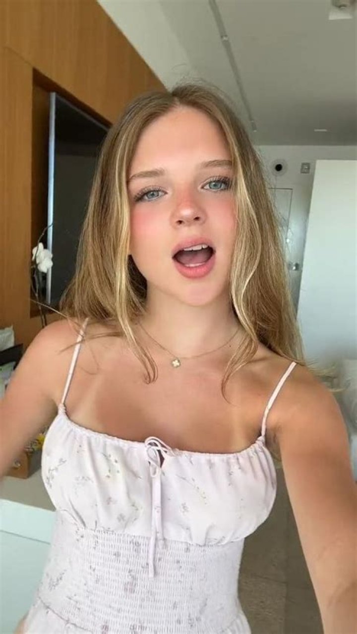 Lizeth Macias’s Girlfriend: Who is Lizeth Macias Dating?