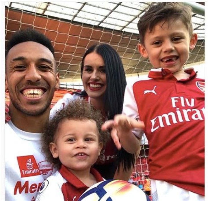 Pierre-Emerick Aubameyang’s Girlfriend: Who is Pierre-Emerick Aubameyang Dating?
