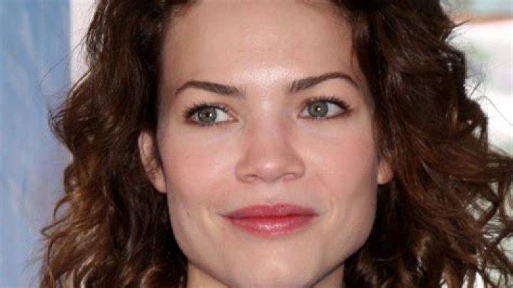 Rebecca Herbst’s Husband: Who is Rebecca Herbst Dating?