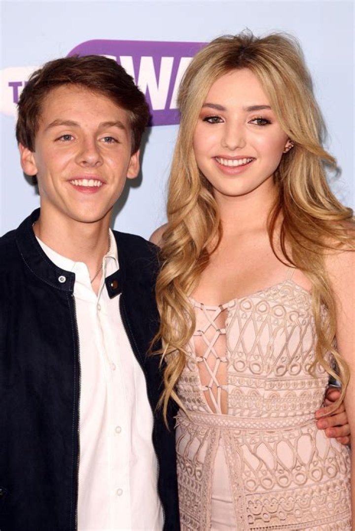 Stoya’s Boyfriend: Who is Stoya Dating?