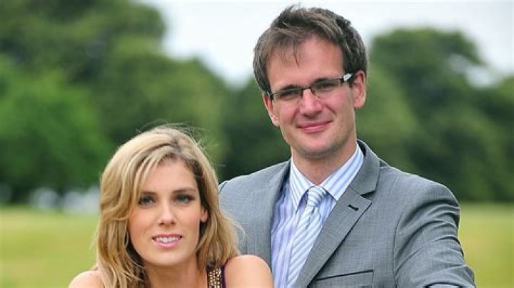 Taylor Hanson’s Wife: Who is Taylor Hanson Dating?