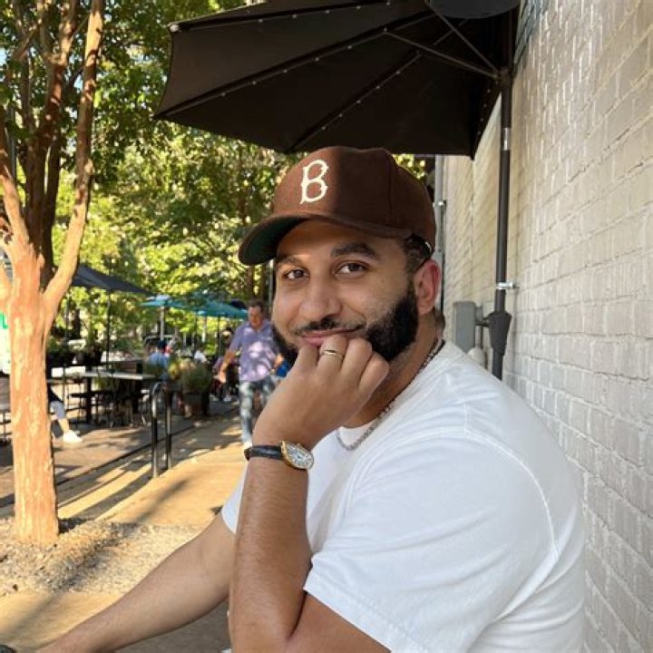 Wei’s Girlfriend: Who is Wei Dating?